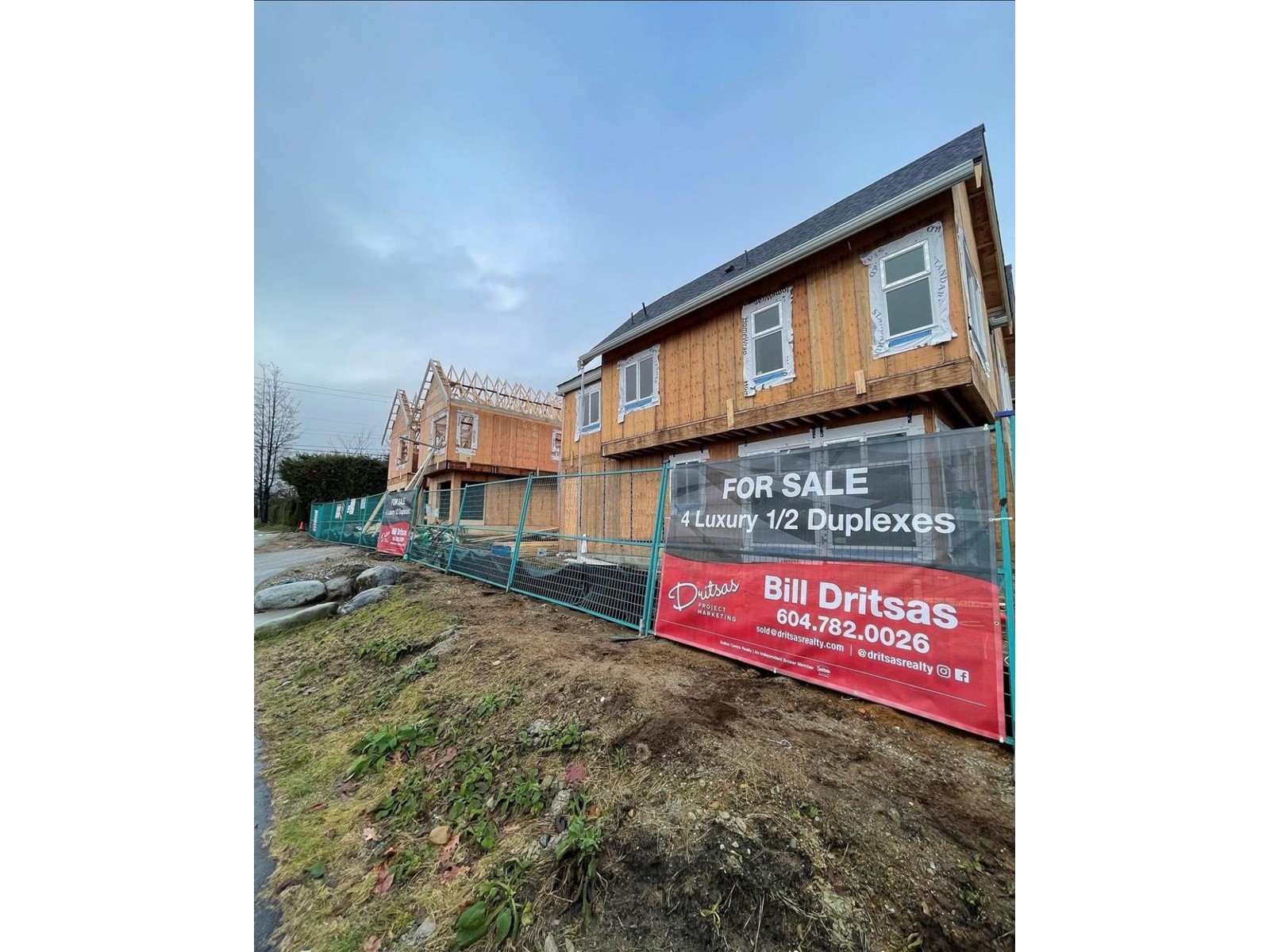 1320 Jones Avenue, North Vancouver, British Columbia  V7M 1M1 - Photo 4 - R2617342