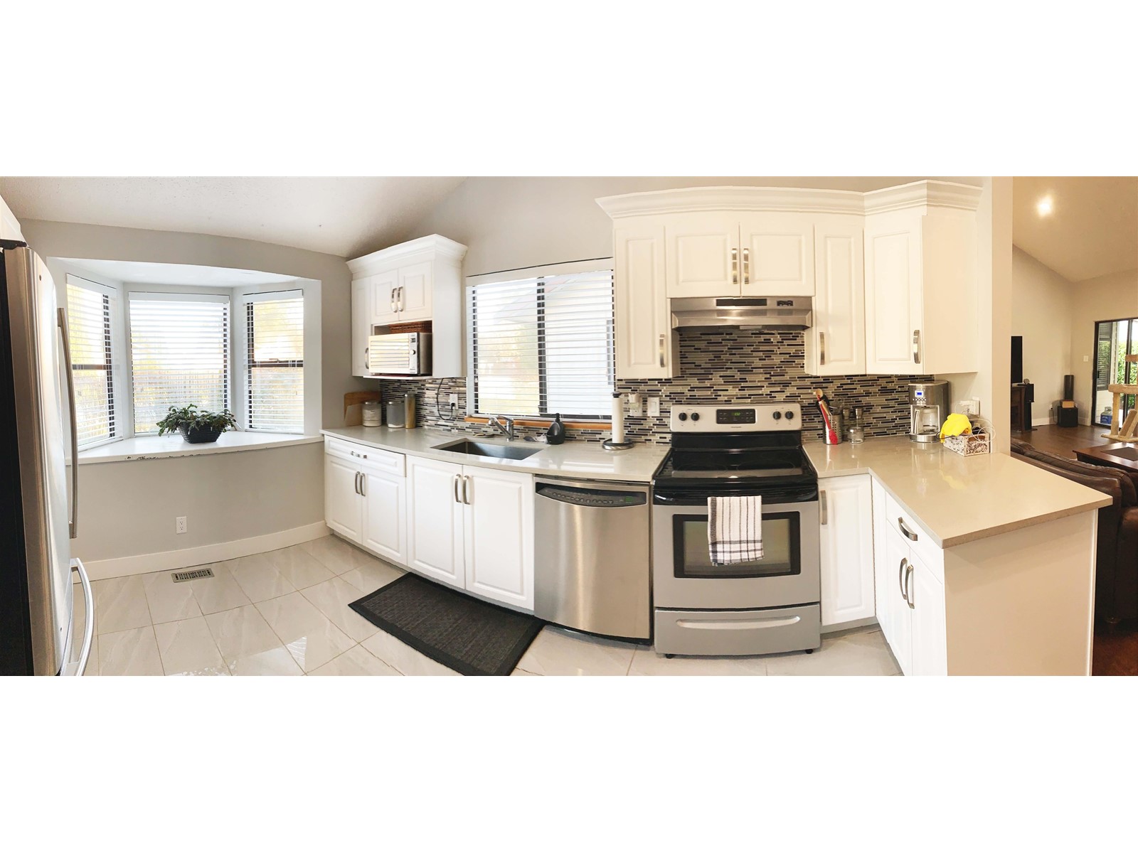 1415 164 Street, Surrey, British Columbia  V4A 7J5 - Photo 5 - R2650581